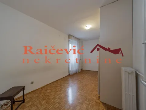 Sale, two bedroom apartment, 57m², Stari Grad, Beograd - image 13