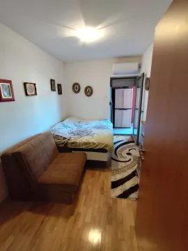 Prodaja, jednosoban stan, 47m², Krivi Most, Podgorica - image 9