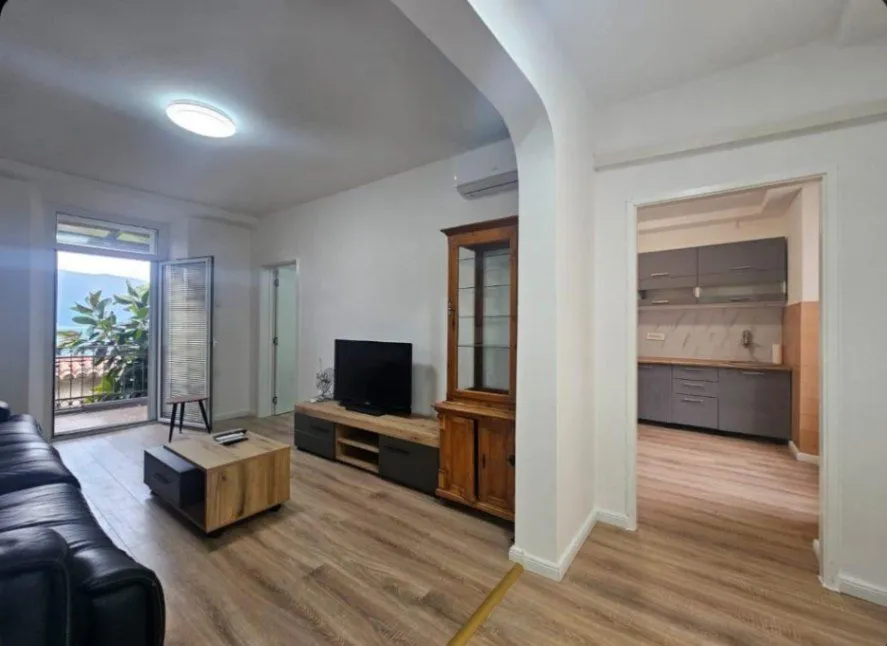 Sale, one bedroom apartment, 56m², Risan, Kotor