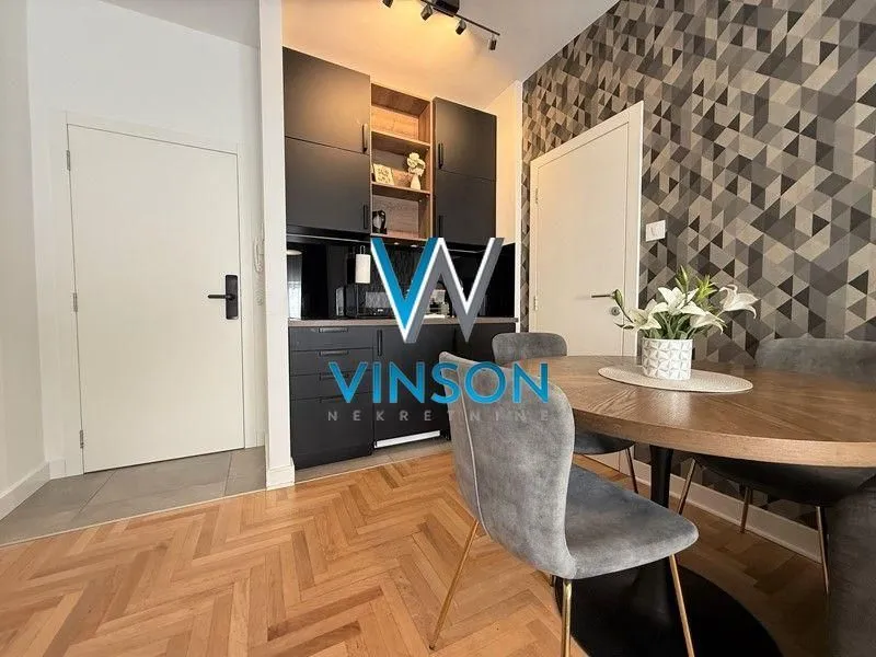 Prodaja, trosoban stan, 66m², Centar, Novi Sad