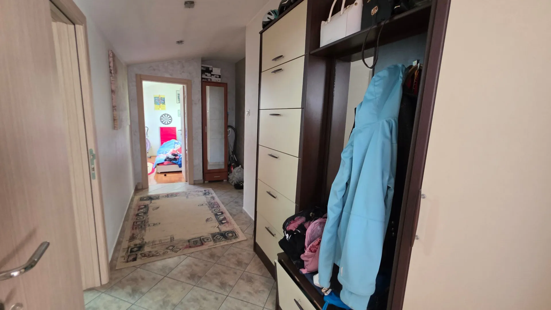 Prodaja, dvosoban stan, 83m², Krivi Most, Podgorica