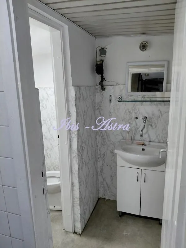 Rent, office space, 88m², Voždovac Sve Podlokacije, Beograd