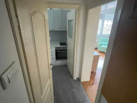 Prodaja, jednosoban stan, 25m², Stari grad, Novi Sad - image 4