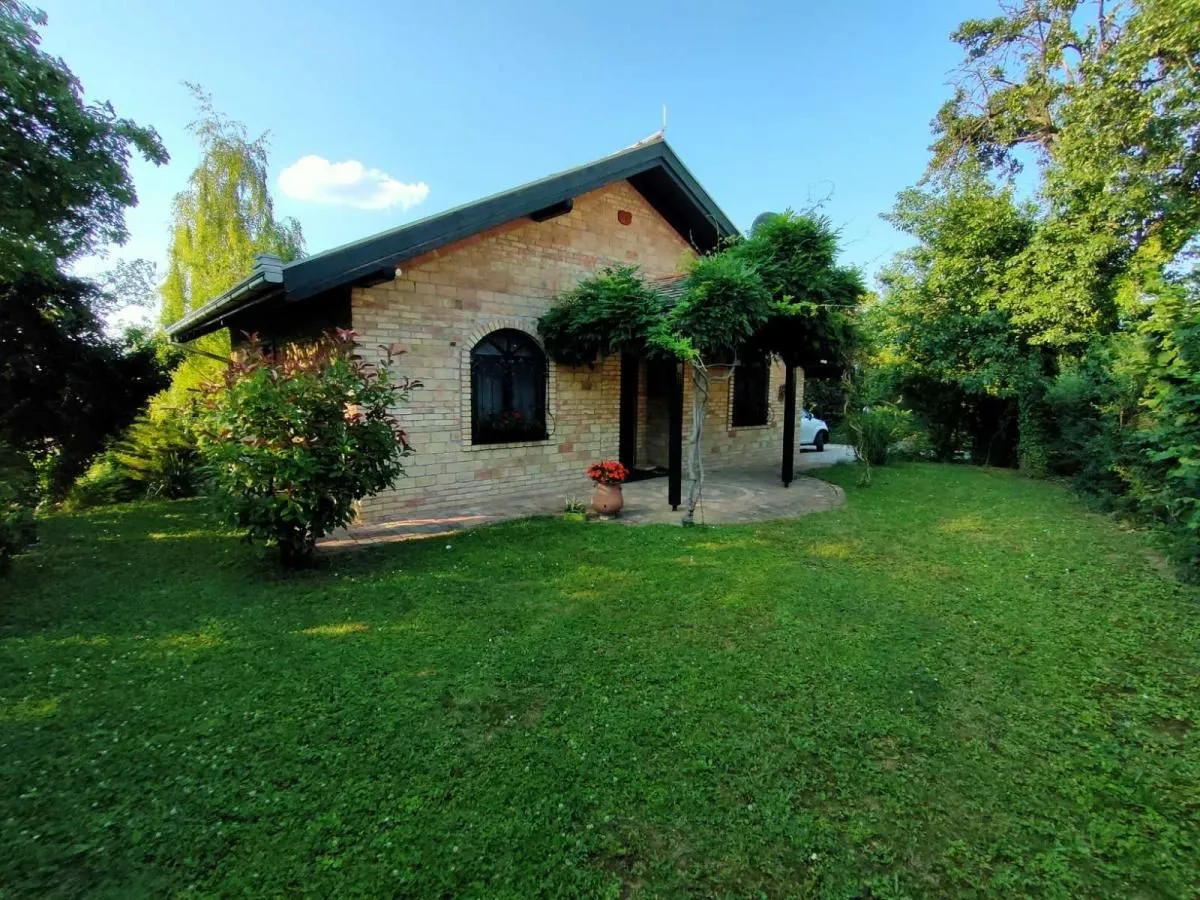 Prodaja, kuća, 81m², Sremska Kamenica, Petrovaradin