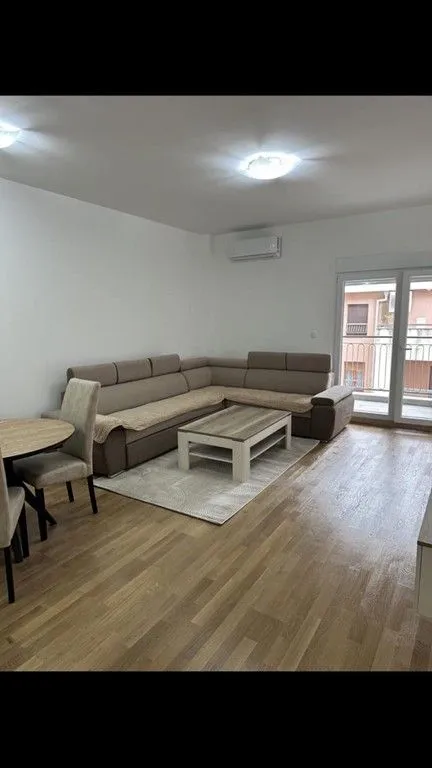 Rent, one bedroom apartment, 58m², Vezirov Most, Podgorica