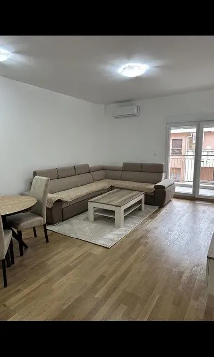 Rent, one bedroom apartment, 58m², Vezirov Most, Podgorica