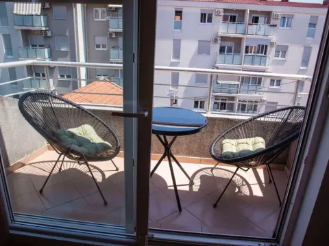Izdavanje, jednosoban stan, 47m², Ljubović, Podgorica - image 8