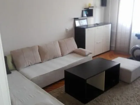 Izdavanje, dvosoban stan, 57m², Spens, Novi Sad Sve Podlokacije - image 1