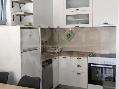 Izdavanje, jednosoban stan, 47m², Tivat, Crna Gora - image 2