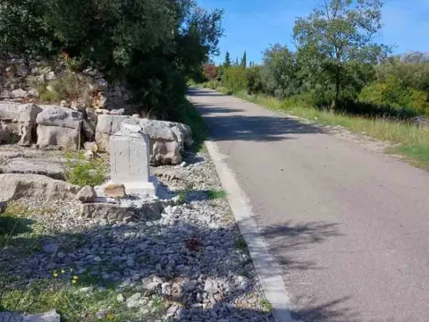 Sale, land lot, Tivat, Crna Gora - image 2