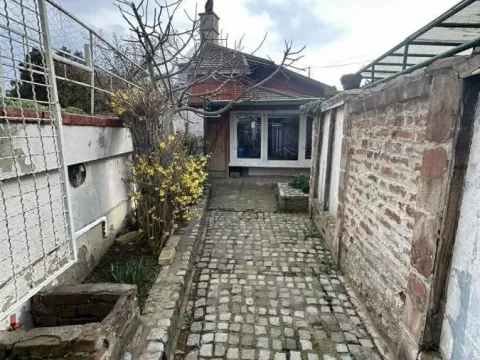 Prodaja, kuća, 191m², Centar, Ćuprija - image 17