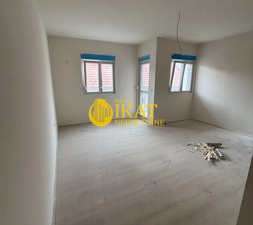 Prodaja, dvosoban stan, 62m², Batajnica, Beograd