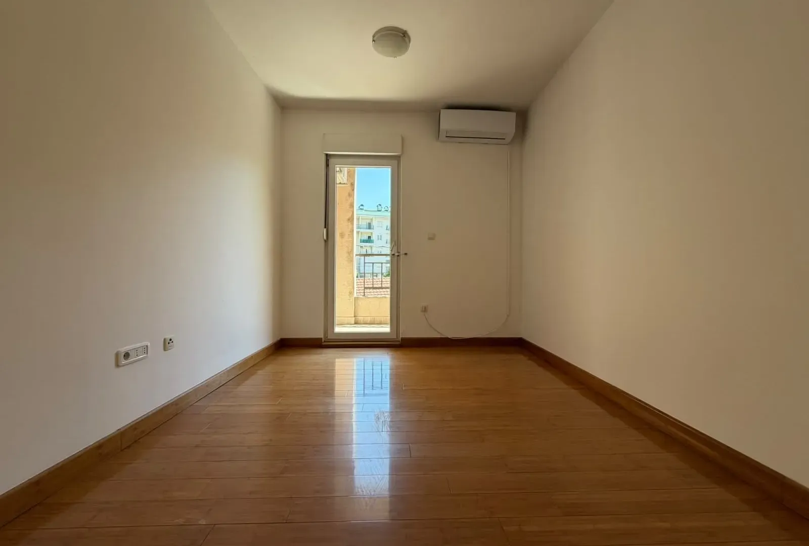 Rent, four bedroom apartment, 109m², Vezirov Most, Podgorica