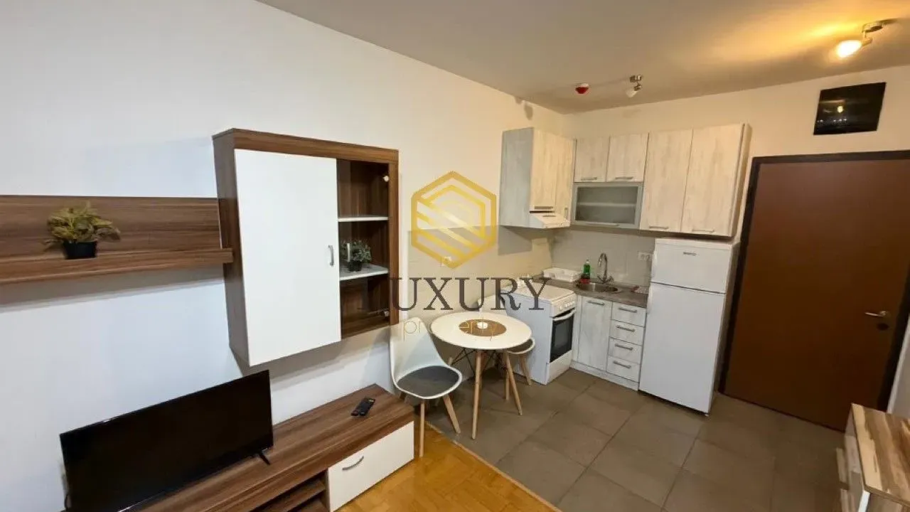 Rent, studio apartment, 32m², City Kvart, Podgorica