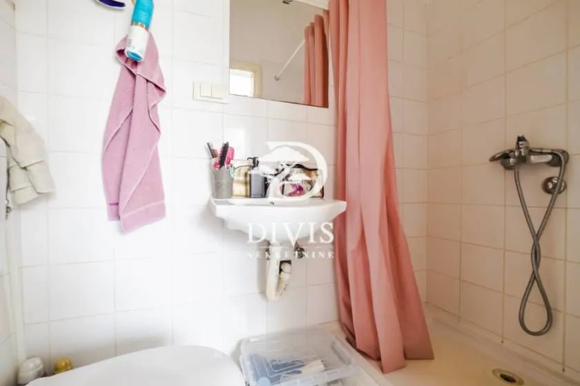 Prodaja, trosoban stan, 67m², Dorćol Sve Podlokacije, Beograd