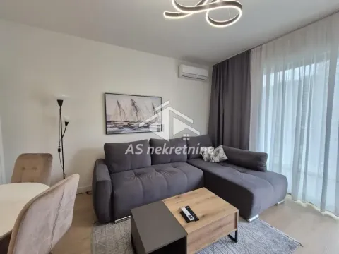 Rent, two bedroom apartment, 55m², Savski Venac, Beograd - image 4