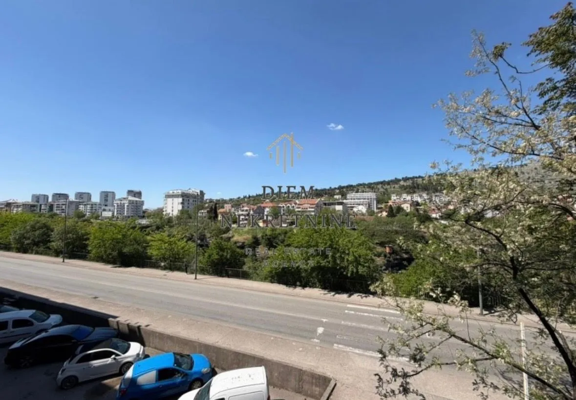 Rent, three bedroom apartment, 107m², Vezirov Most, Podgorica