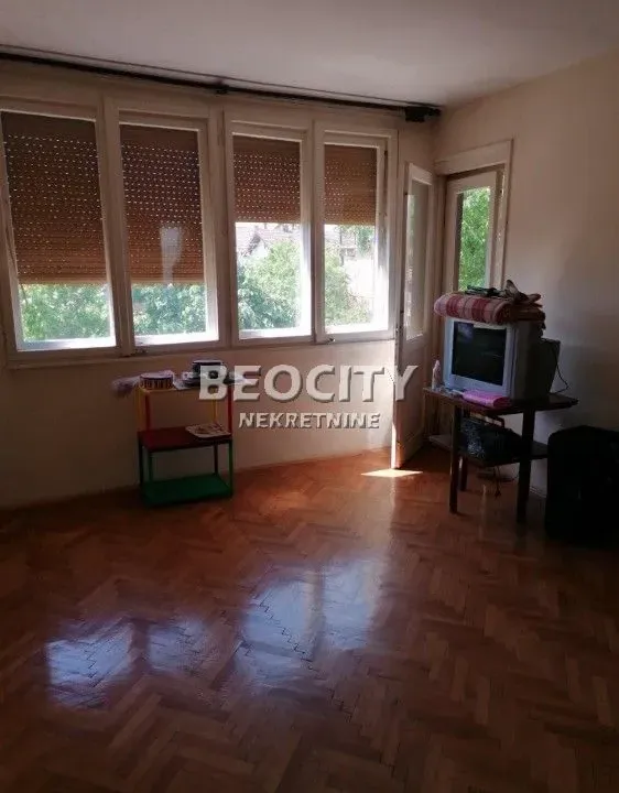 Prodaja, stan, 65m², Pejton, Podgorica