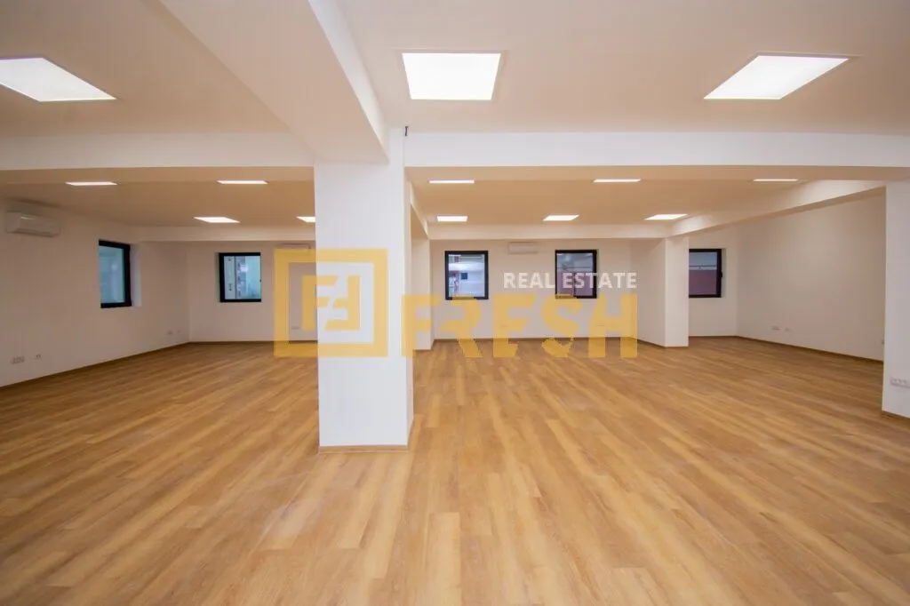 Rent, office space, 450m², Zabjelo, Podgorica