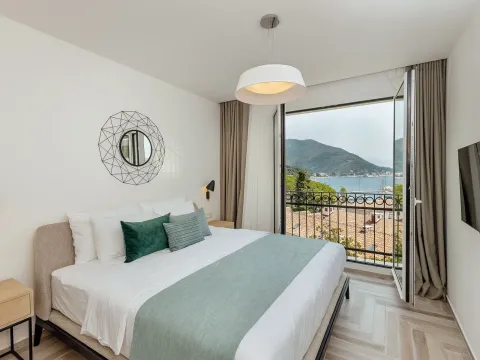 Sale, two bedroom apartment, 100m², Kotor, Crna Gora - image 15