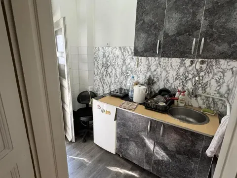 Sale, three bedroom apartment, 95m², Vračar Centar, Vračar Sve Podlokacije - image 5