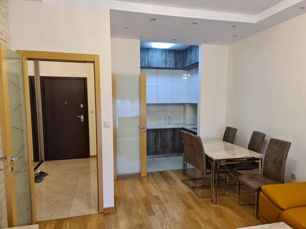 Rent, three bedroom apartment, 100m², Preko Morače, Podgorica