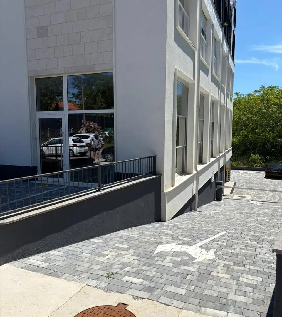 Sale, office space, 210m², Centar, Tivat