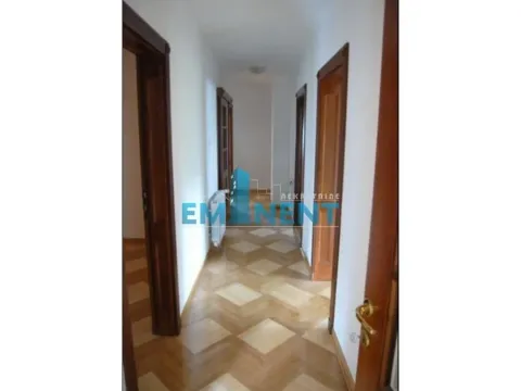 Izdavanje, stan, 300m², Savski Venac, Beograd - image 9