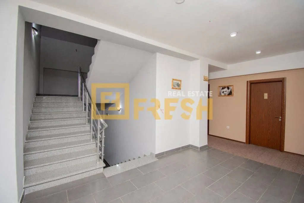 Prodaja, ugostiteljski objekat, 3300m², Nikšić, Crna Gora