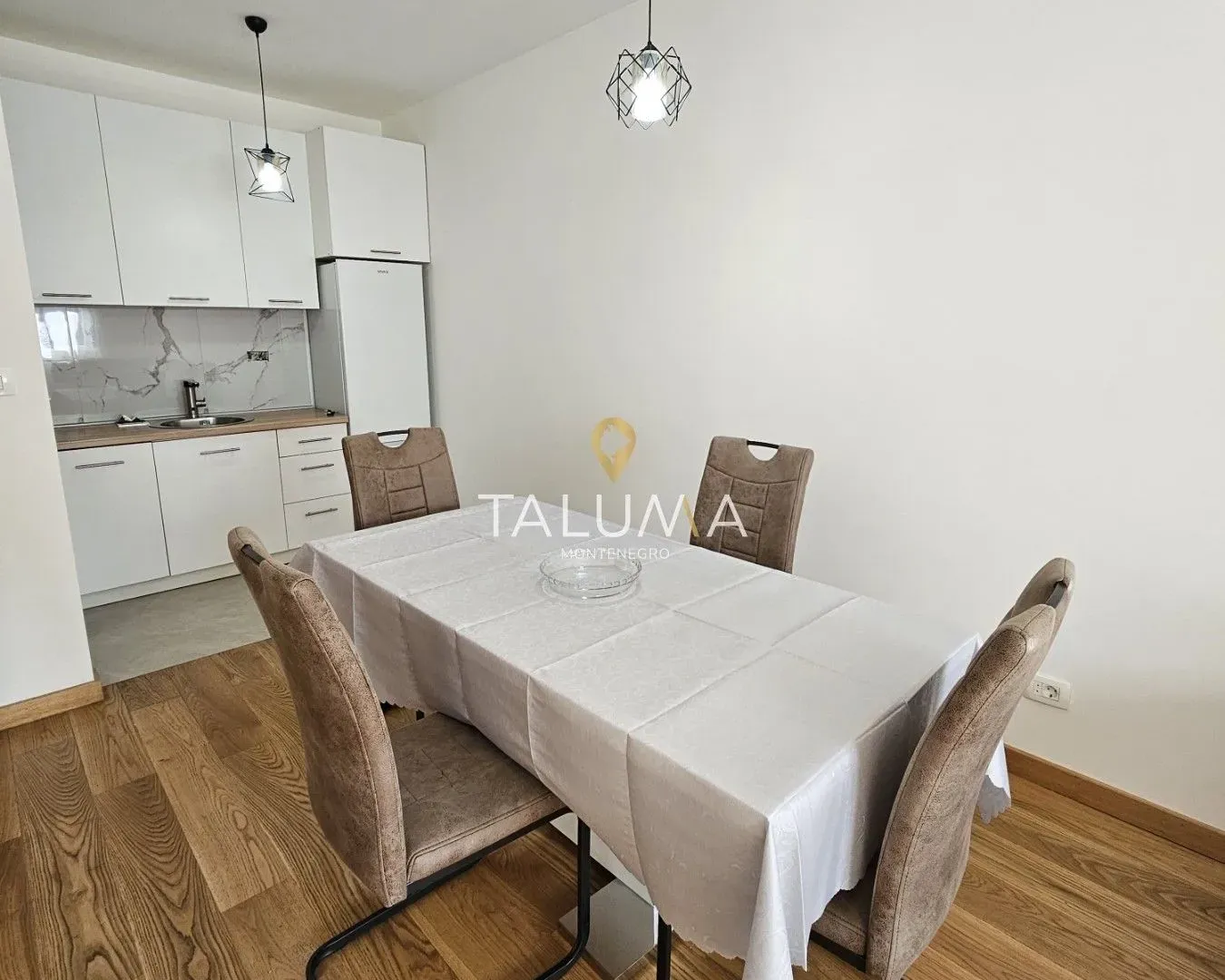 Izdavanje, jednosoban stan, 45m², City Kvart, Podgorica