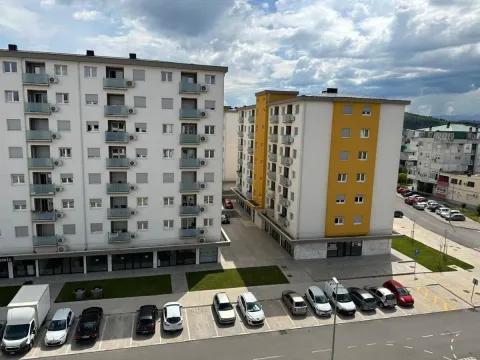 Izdavanje, jednosoban stan, 44m², Pobrežje, Podgorica - image 15