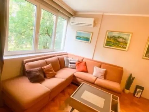 Prodaja, dvosoban stan, 85m2, Preko Morače, Podgorica