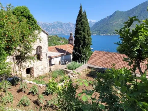 Prodaja, kuća, 93m², Perast, Kotor