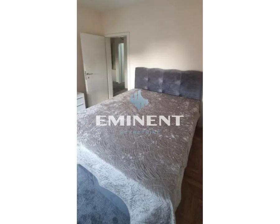 Rent, two bedroom apartment, 50m², Đeram Pijaca, Beograd