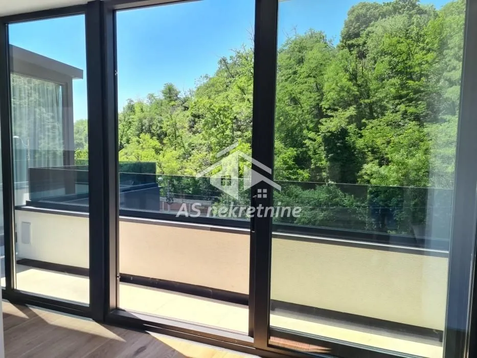 Rent, three bedroom apartment, 360m², Savski Venac, Beograd
