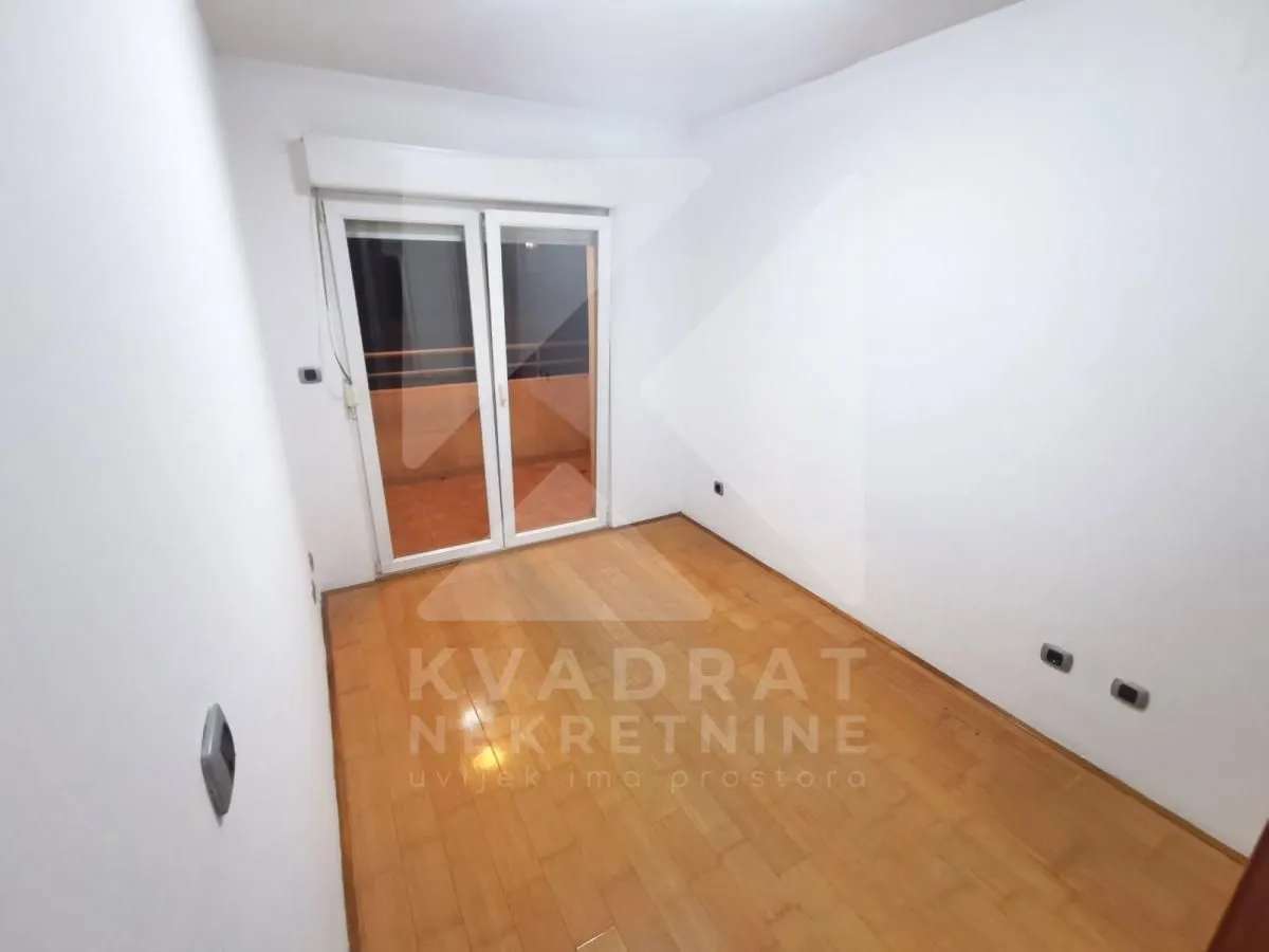 Rent, one bedroom apartment, 44m², Vezirov Most, Podgorica