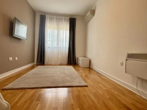 Rent, two bedroom apartment, 90m², Preko Morače, Podgorica - image 7