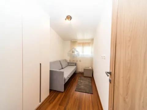 Izdavanje, četvorosoban stan, 130m², Master Kvart, Podgorica - image 8