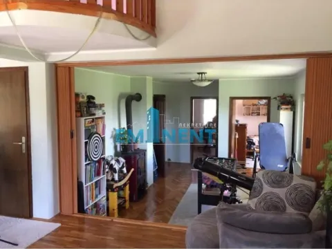 Sale, house, 482m², Voždovac Sve Podlokacije, Beograd - image 12