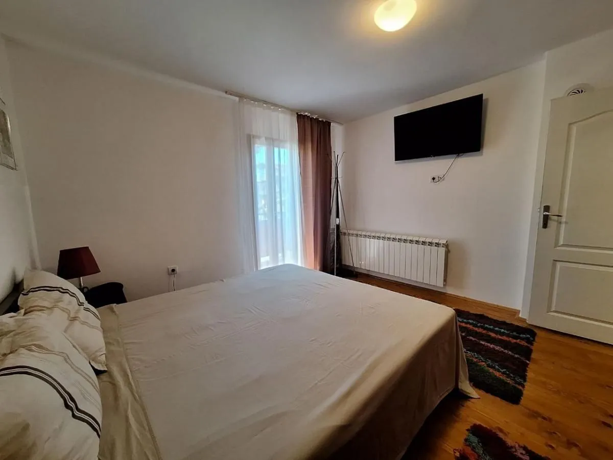 Sale, house, 253m², Banja Vrdnik, Irig