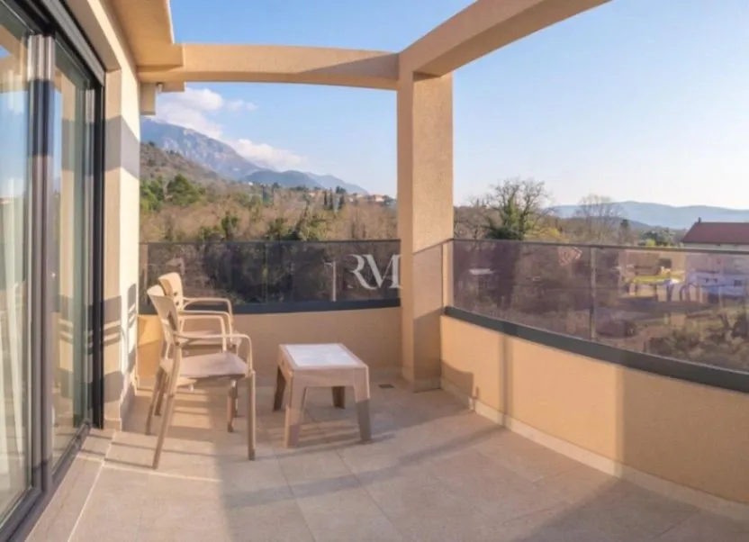 Izdavanje, dvosoban stan, 70m², Gradiošnica, Tivat