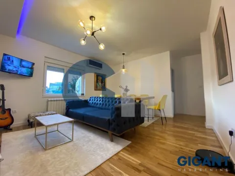 Prodaja, trosoban stan, 90m², Vračar Sve Podlokacije, Beograd - image 1