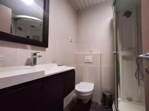 Rent, three bedroom apartment, 120m², City Kvart, Podgorica - image 13