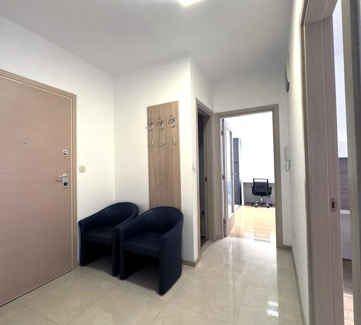 Rent, three bedroom apartment, 75m², City Kvart, Podgorica