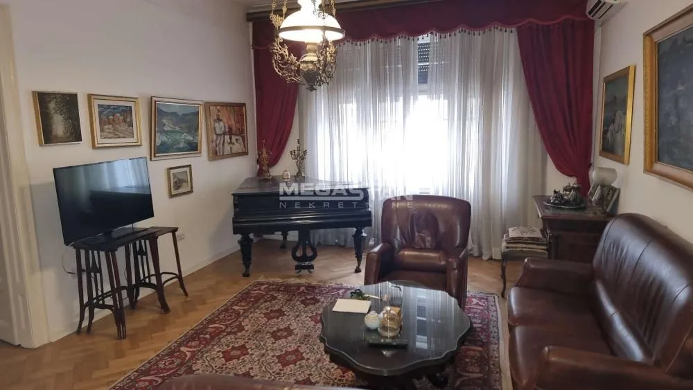 Rent, office space, 145m², Stari Grad, Beograd