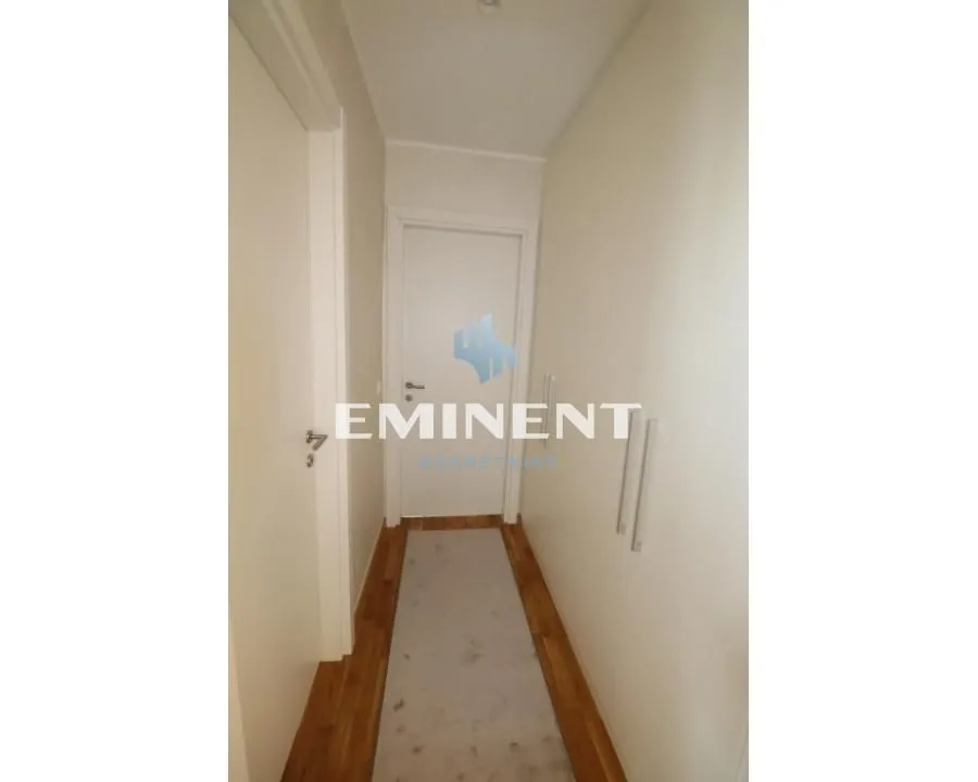 Rent, four bedroom apartment, 91m², Savski Venac, Beograd