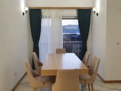 Rent, three bedroom apartment, 120m², Centar, Tivat - image 4