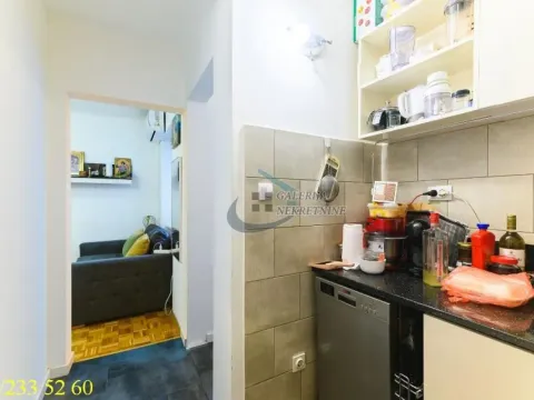 Sale, two bedroom apartment, 44m², Stari Grad, Beograd - image 12