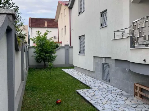 Rent, house, 320m², Zlatica, Podgorica - image 4