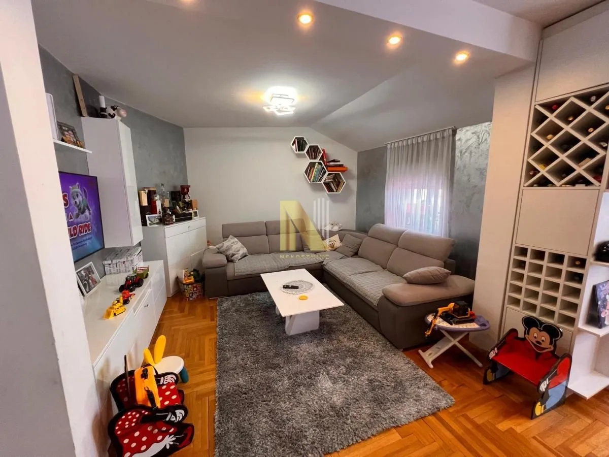 Prodaja, četvorosoban stan, 117m², Bulevar Evrope, Novi Sad Sve Podlokacije